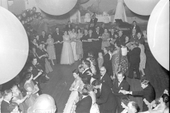 Round table ball