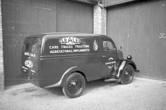 Cleales sign written van