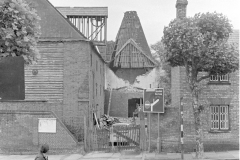 Looking to High Street